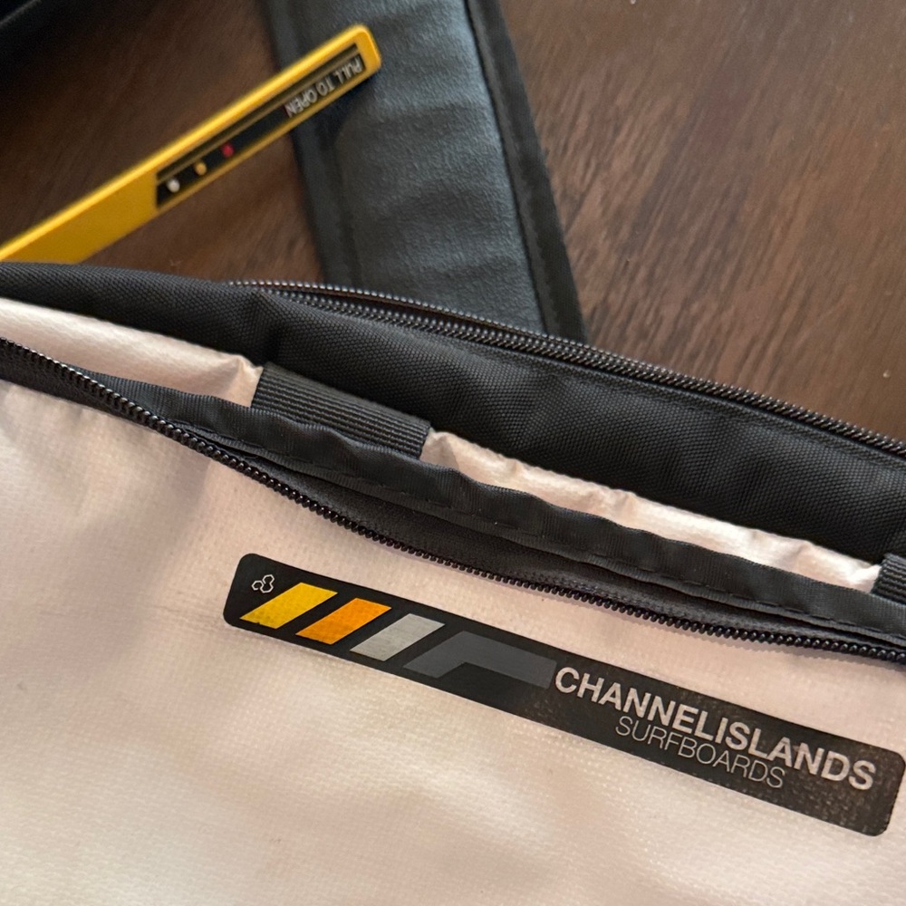 Channel Islands Surfboards Laptop Bag - Picture 8 of 13